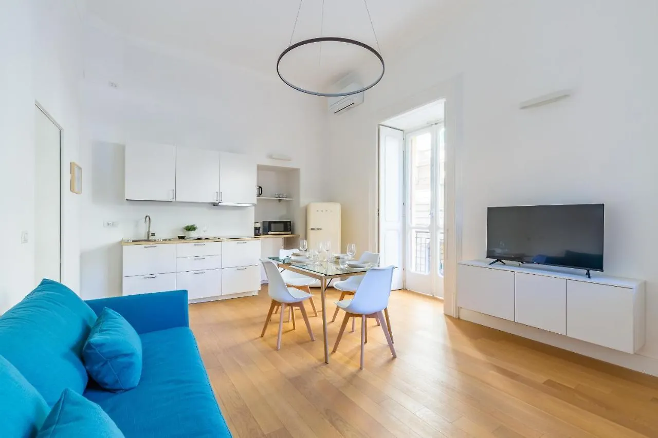 Piazza Amedeo Stylish Apartment By Wonderful Italy Naples