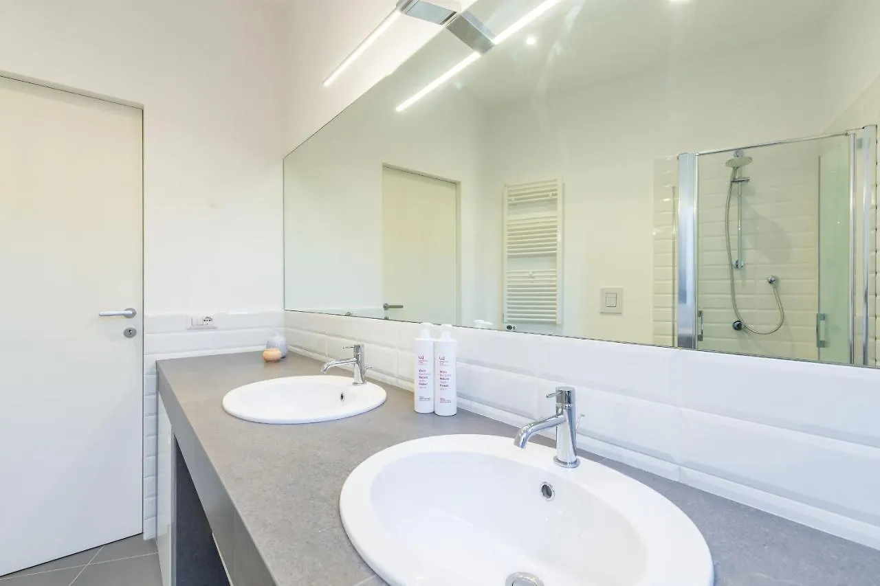 Piazza Amedeo Stylish Apartment By Wonderful Italy Neapol