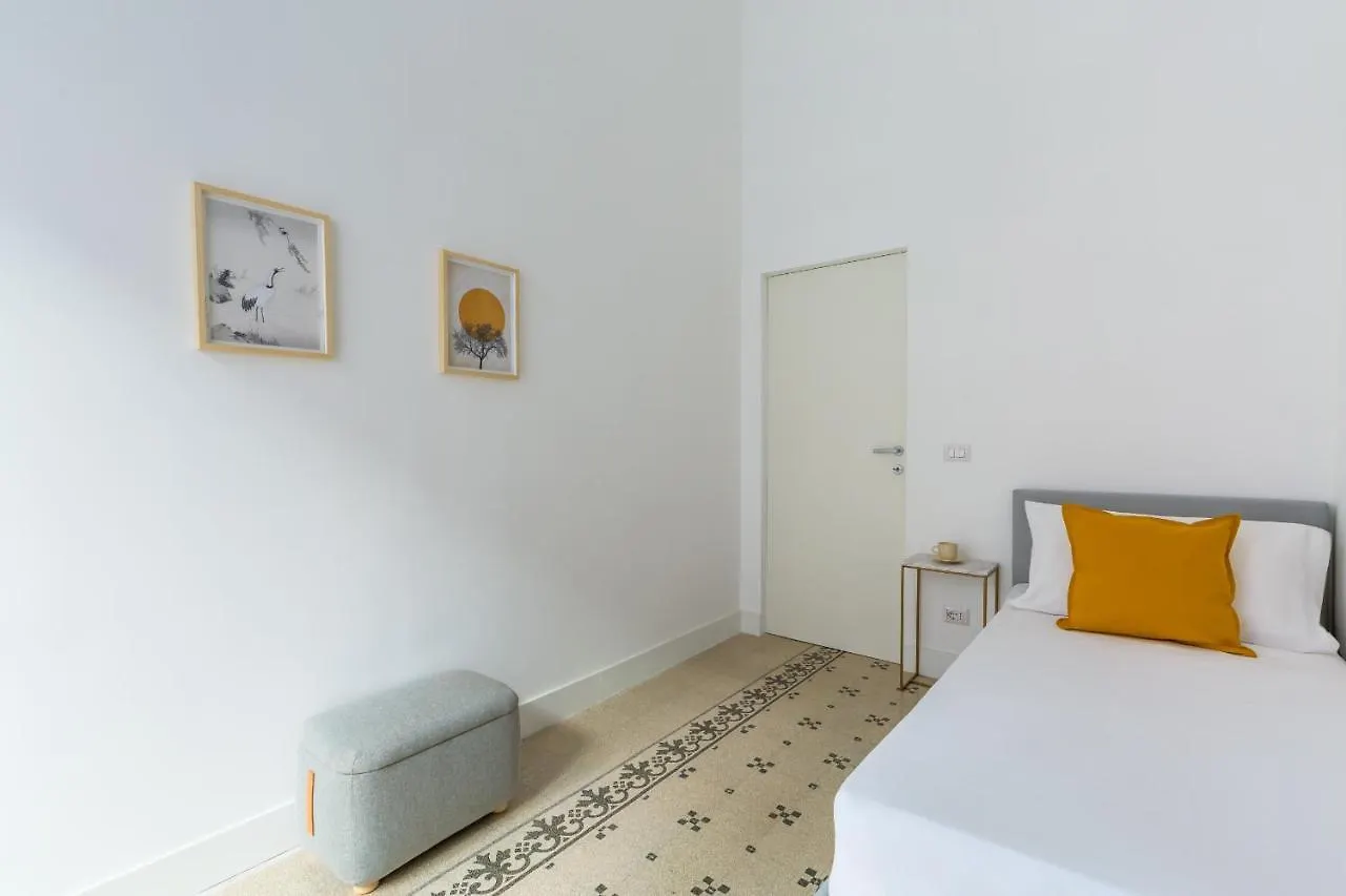 Piazza Amedeo Stylish Apartment By Wonderful Italy Neapol