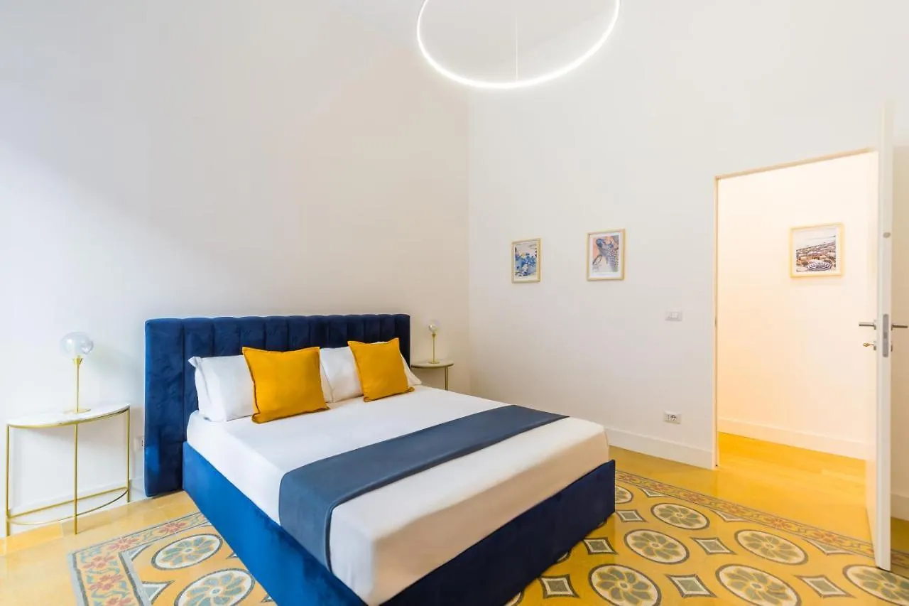Piazza Amedeo Stylish Apartment By Wonderful Italy Neapol