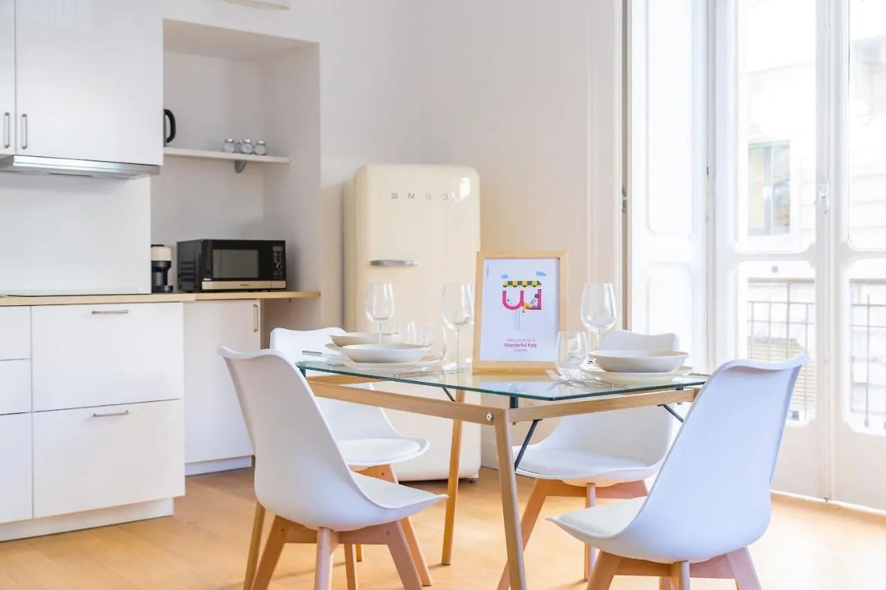 Piazza Amedeo Stylish Apartment By Wonderful Italy Neapol 0*,