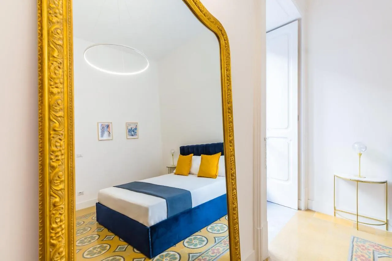 Piazza Amedeo Stylish Apartment By Wonderful Italy Naples Italy