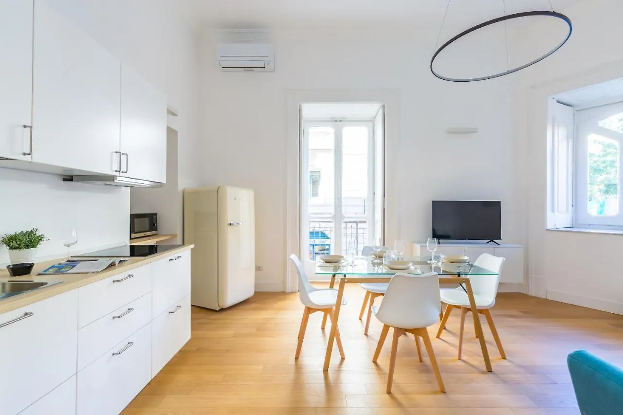 Piazza Amedeo Stylish Apartment By Wonderful Italy Naples
